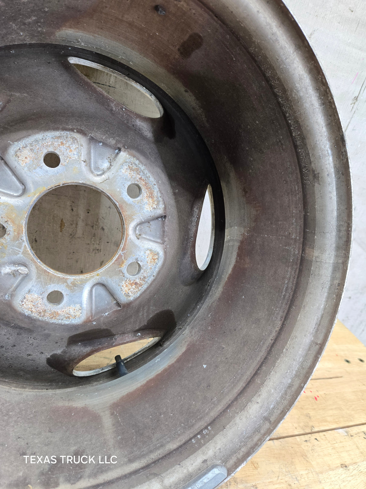 1999-2004 Ford F150 16" x 7" Aluminum Wheel Rim