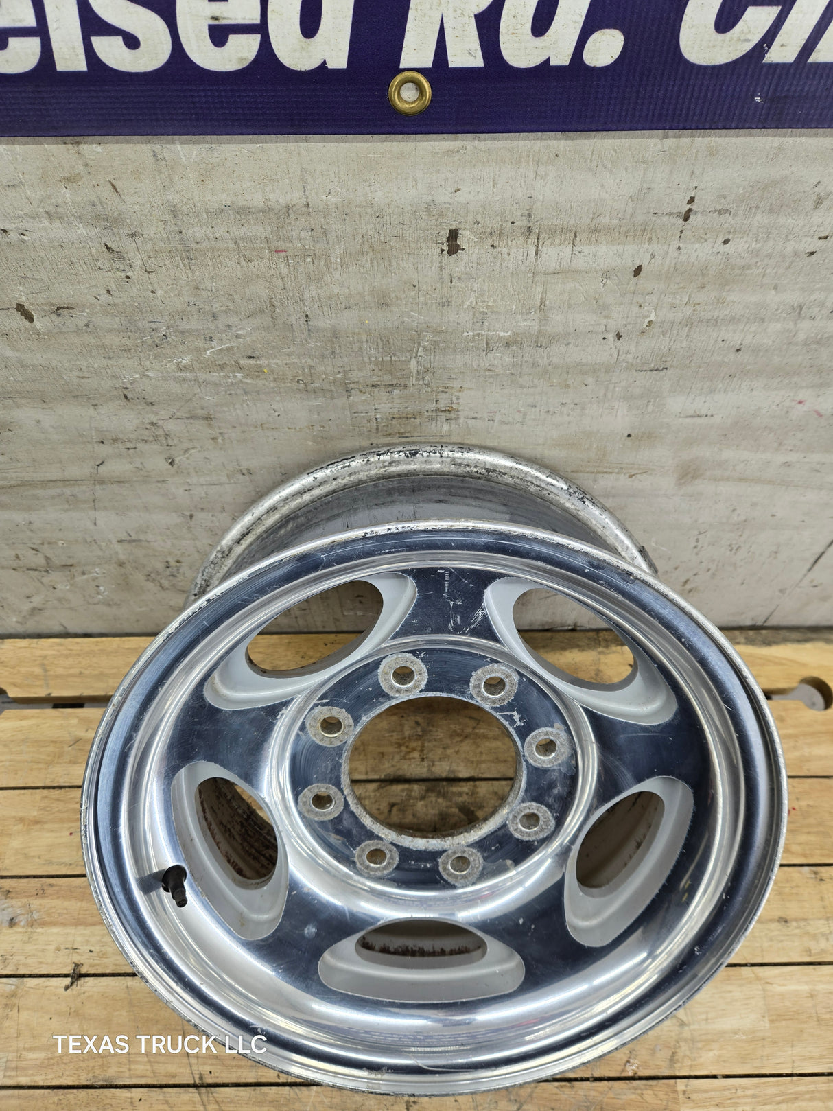 1999-2004 Ford F250 F350 Super Duty Excursion 16" Polished Aluminum Wheel Rim