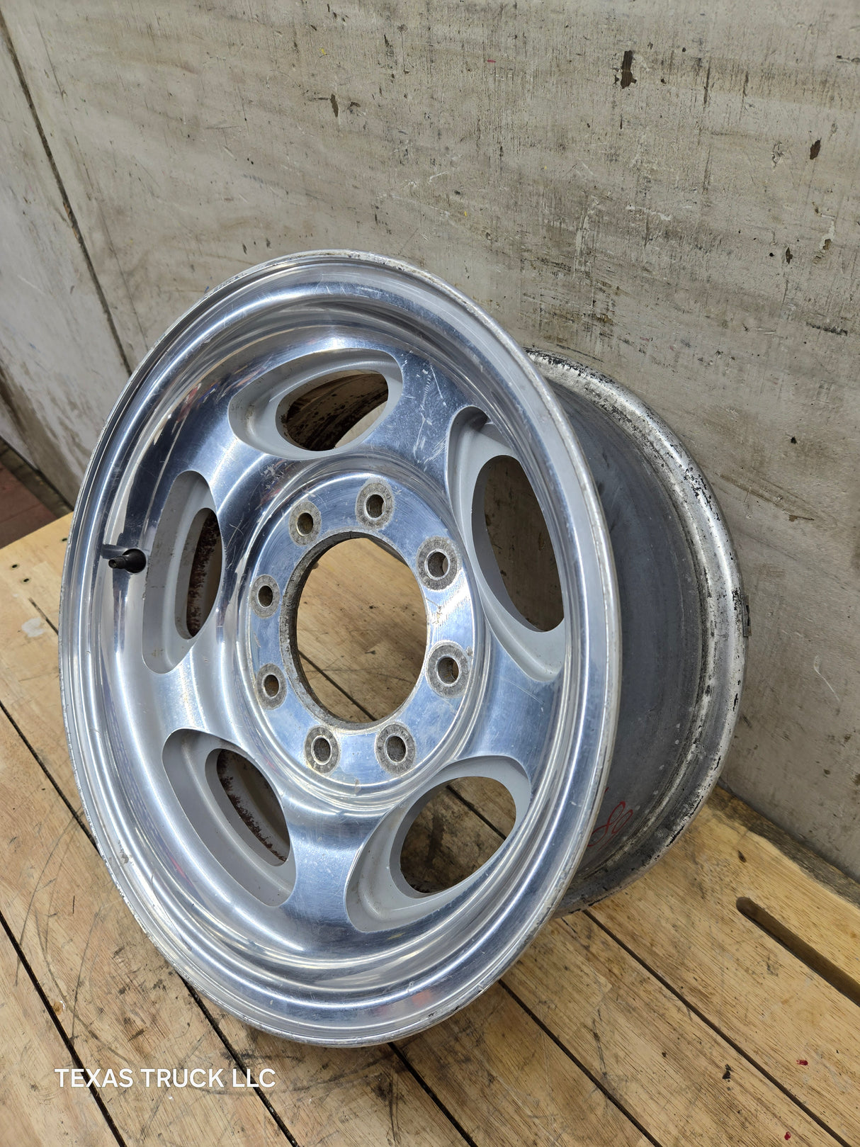 1999-2004 Ford F250 F350 Super Duty Excursion 16" Polished Aluminum Wheel Rim