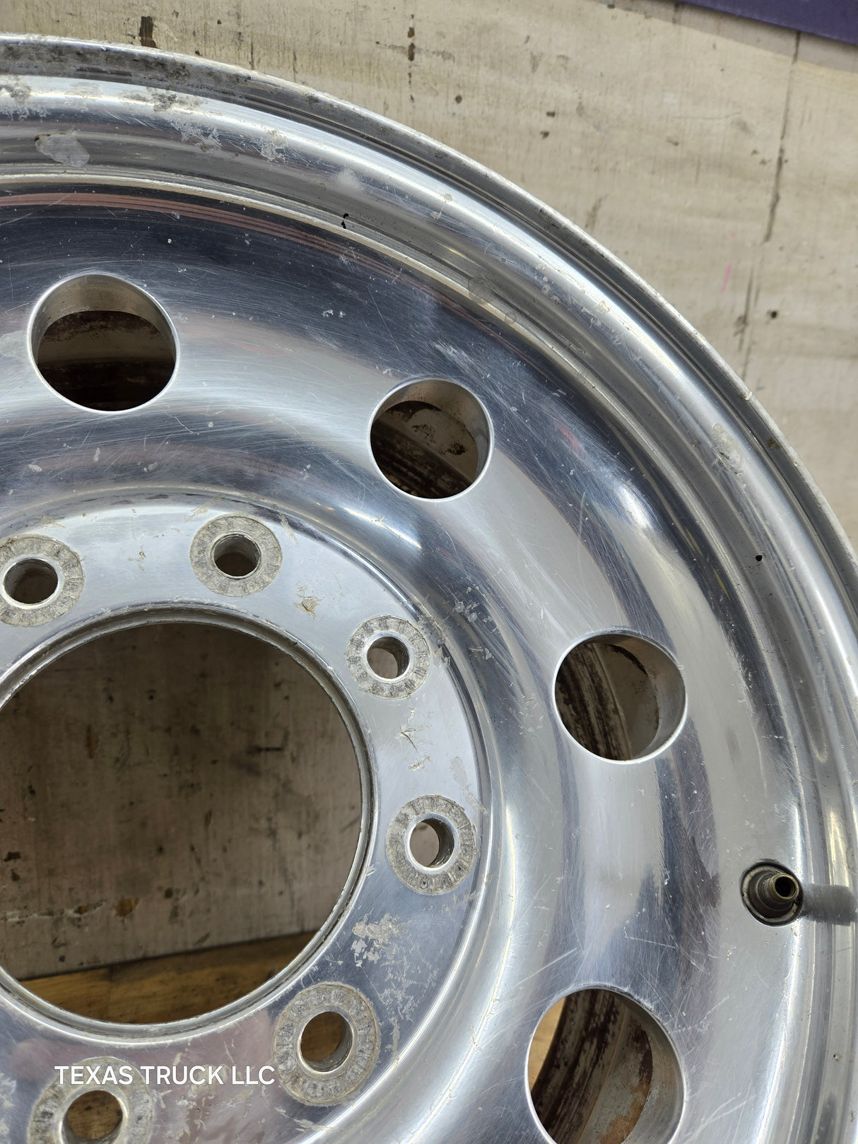 1999-2004 Ford F250 F350 Super Duty Excursion 16" Polished Aluminum Wheel Rim