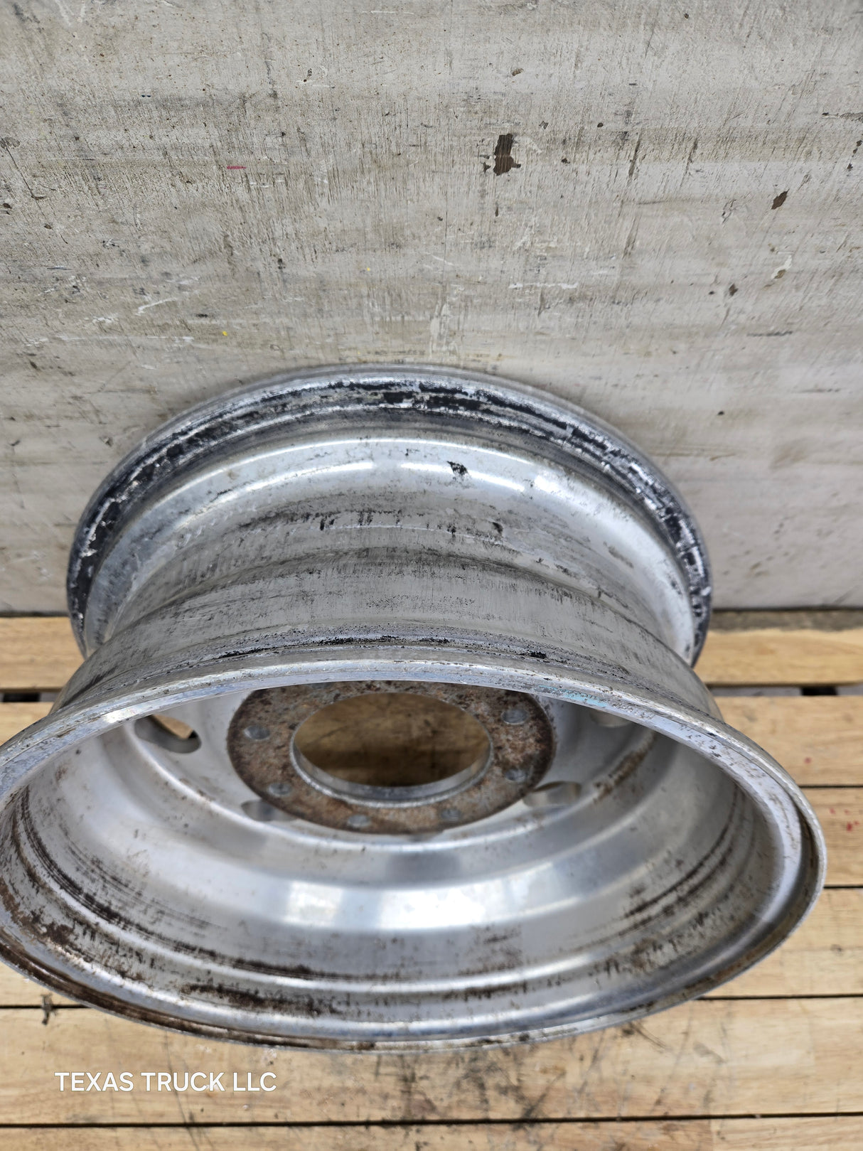 1999-2004 Ford F250 F350 Super Duty Excursion 16" Polished Aluminum Wheel Rim