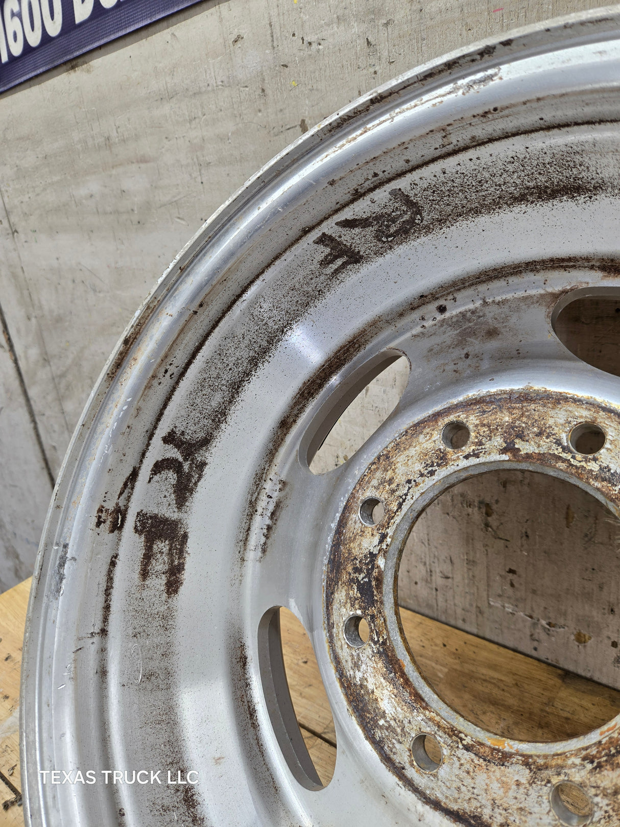 1999-2004 Ford F250 F350 Super Duty Excursion 16" Polished Aluminum Wheel Rim