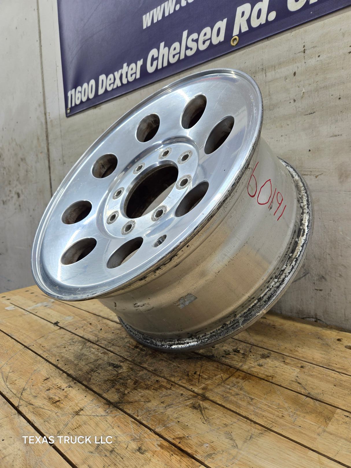 2005-2007 Ford Super Duty F250 F350 17" x 7.5" Aluminum Wheel 8x170 SRW