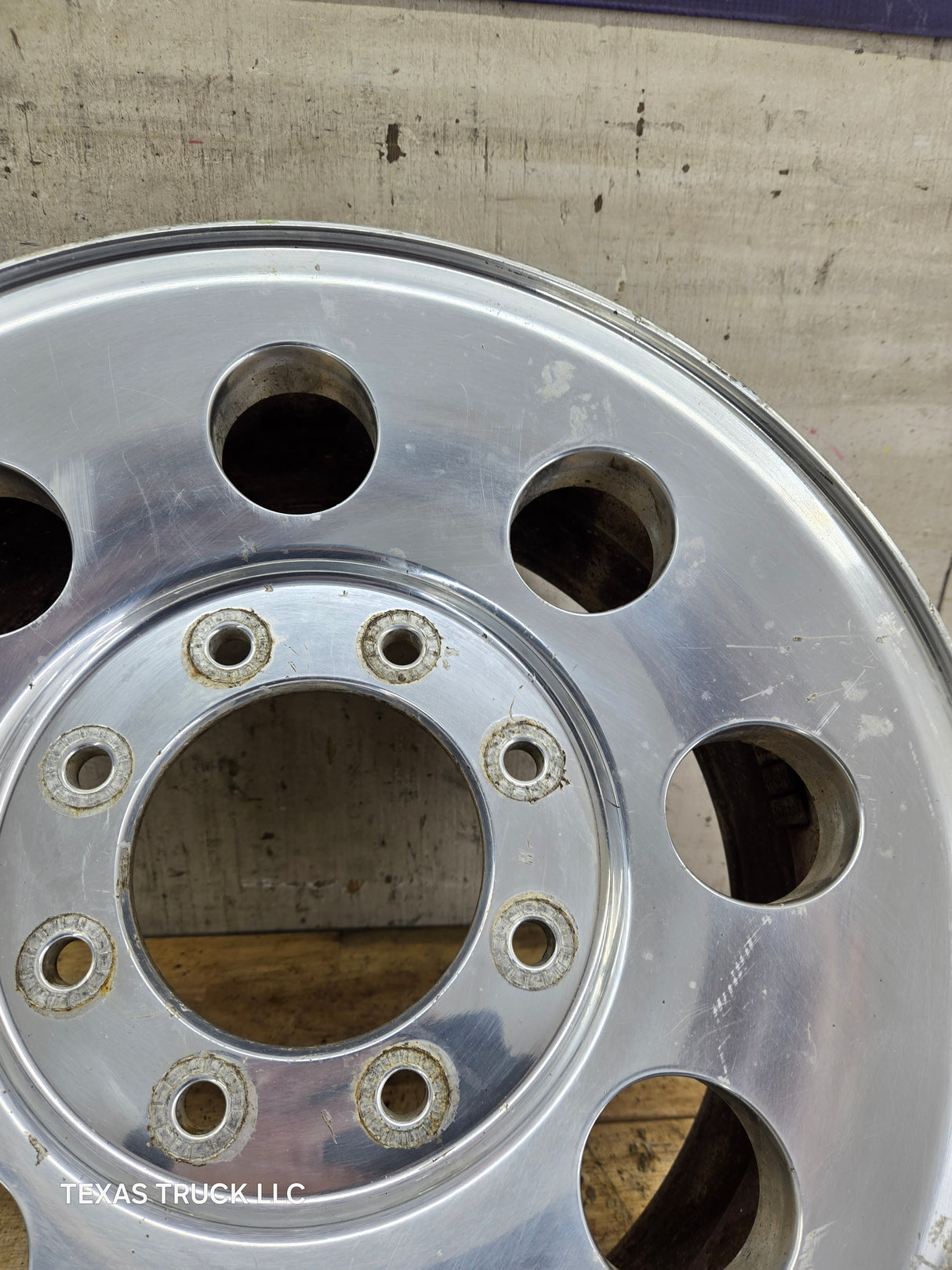2005-2007 Ford Super Duty F250 F350 17" x 7.5" Aluminum Wheel 8x170 SRW