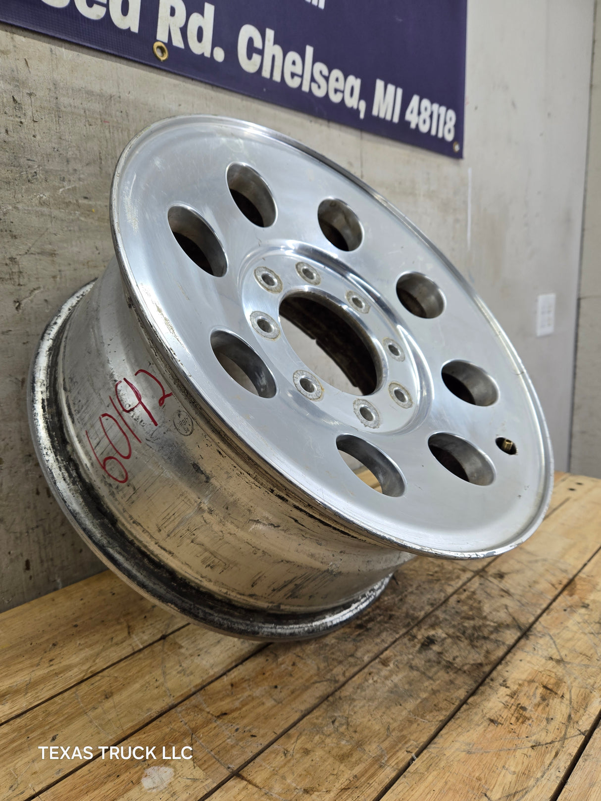 2005-2007 Ford Super Duty F250 F350 17" x 7.5" Aluminum Wheel 8x170 SRW