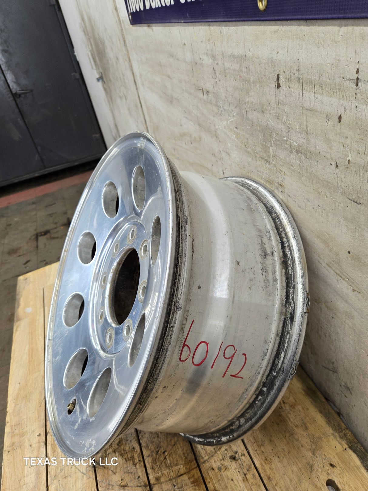 2005-2007 Ford Super Duty F250 F350 17" x 7.5" Aluminum Wheel 8x170 SRW