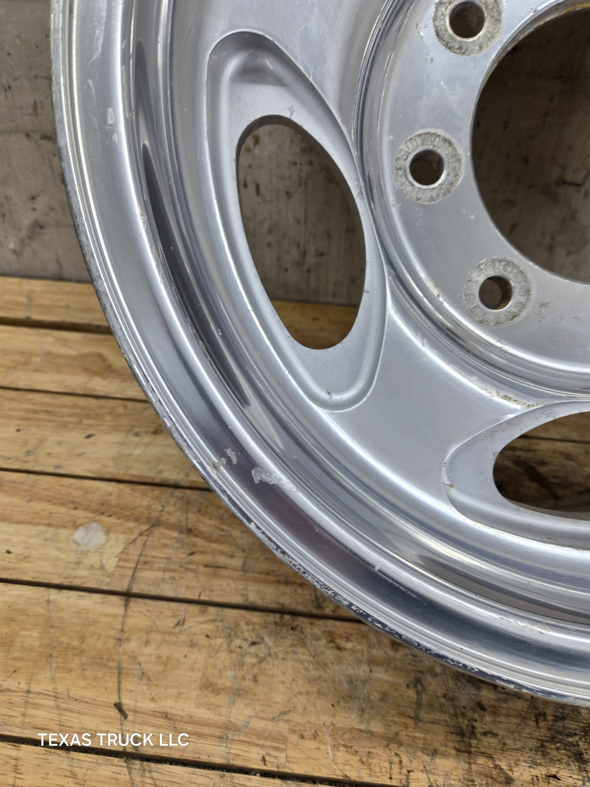 1999-2004 Ford F250 F350 Super Duty Excursion 16 x 7" Polished Aluminum Wheel Rim 8 x 170
