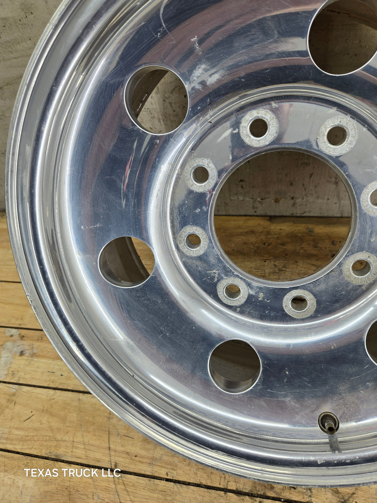 1999-2004 Ford F250 F350 Super Duty Excursion 16 x 7" Polished Aluminum Wheel Rim 8 x 170