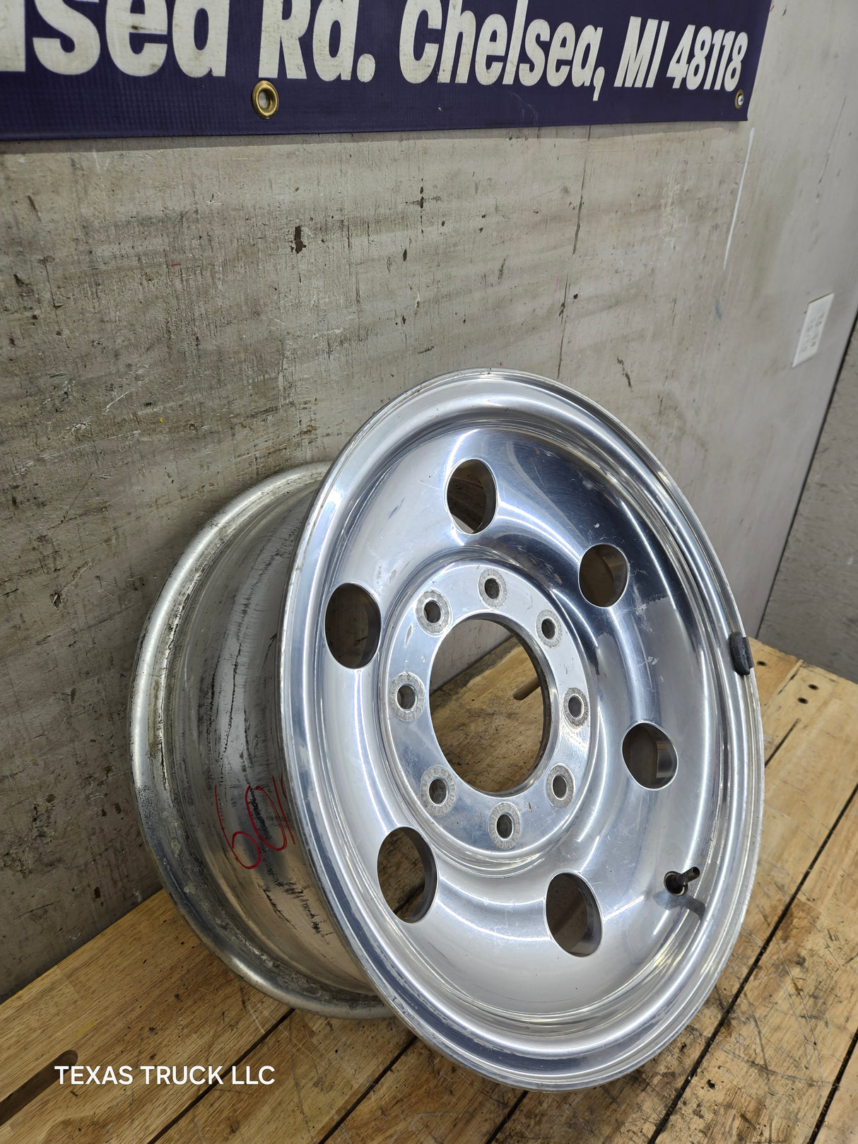 1999-2004 Ford F250 F350 Super Duty Excursion 16 x 7" Polished Aluminum Wheel Rim 8 x 170