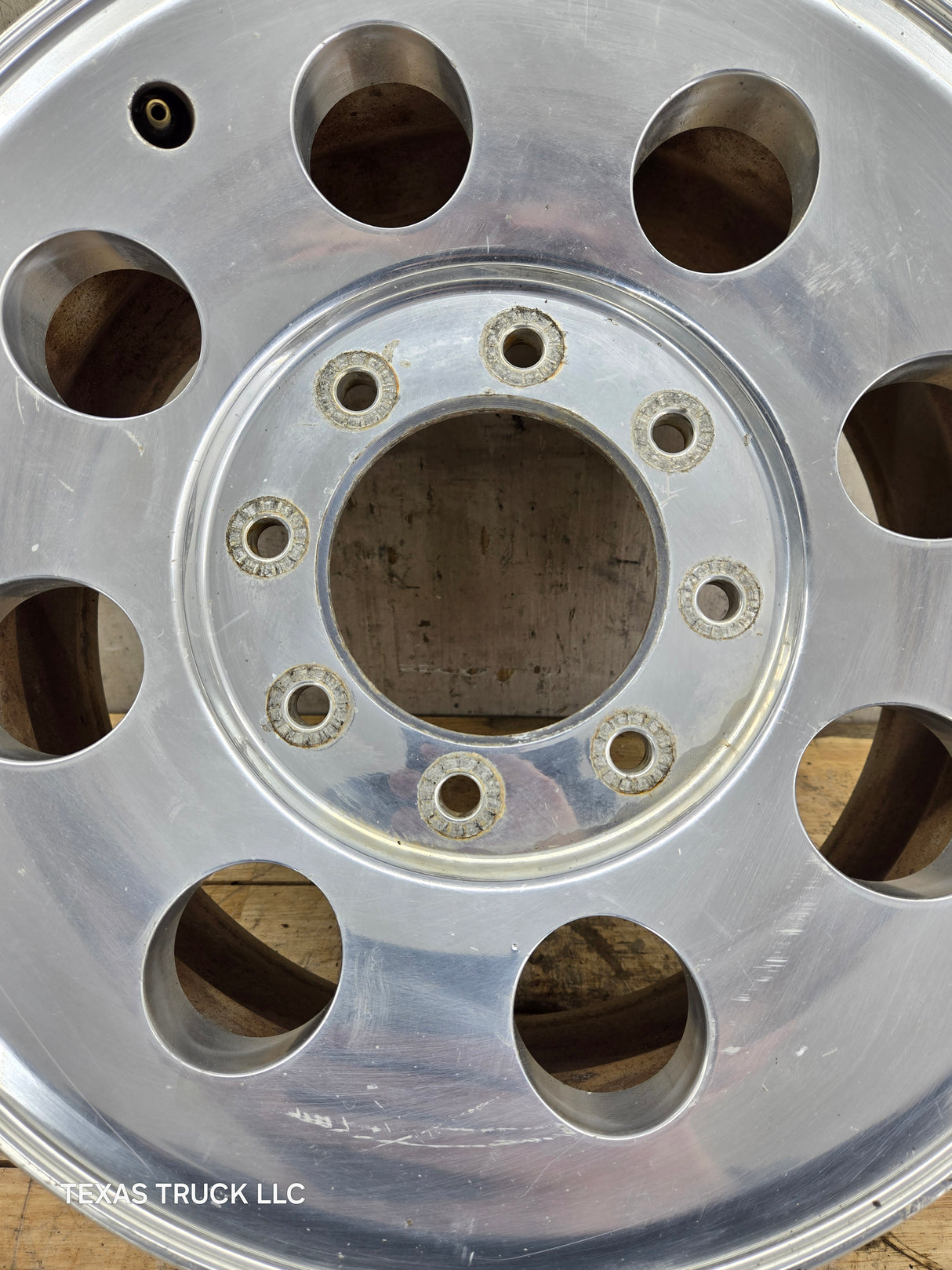 2005-2007 Ford Super Duty F250 F350 17" x 7.5" Aluminum Wheel 8x170 SRW