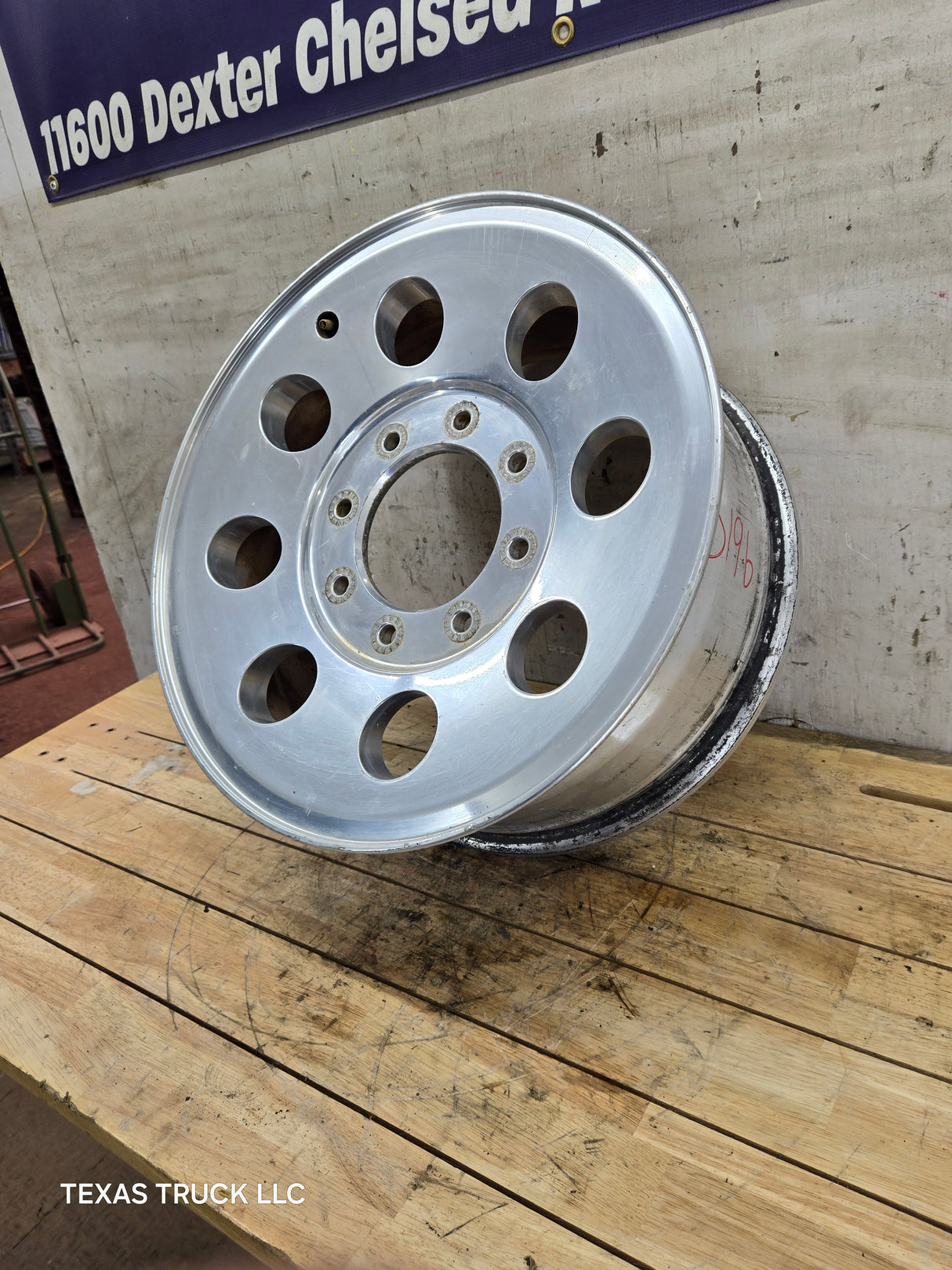 2005-2007 Ford Super Duty F250 F350 17" x 7.5" Aluminum Wheel 8x170 SRW