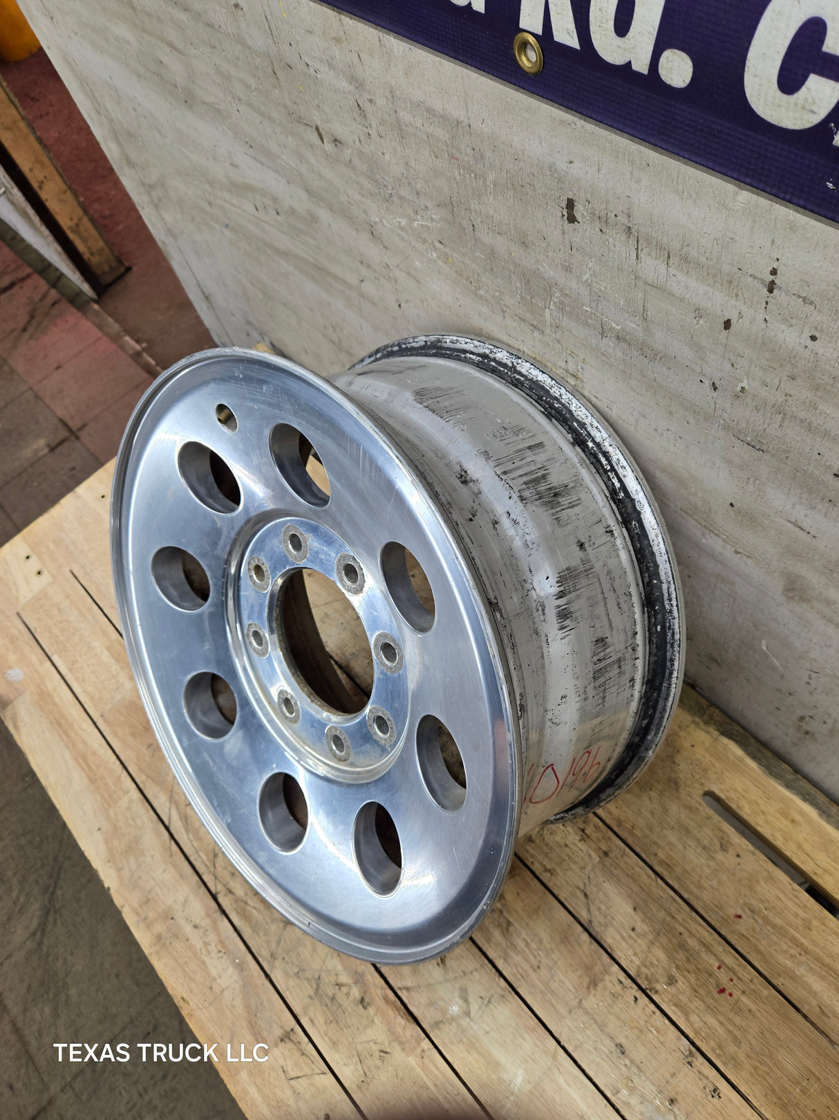 2005-2007 Ford Super Duty F250 F350 17" x 7.5" Aluminum Wheel 8x170 SRW