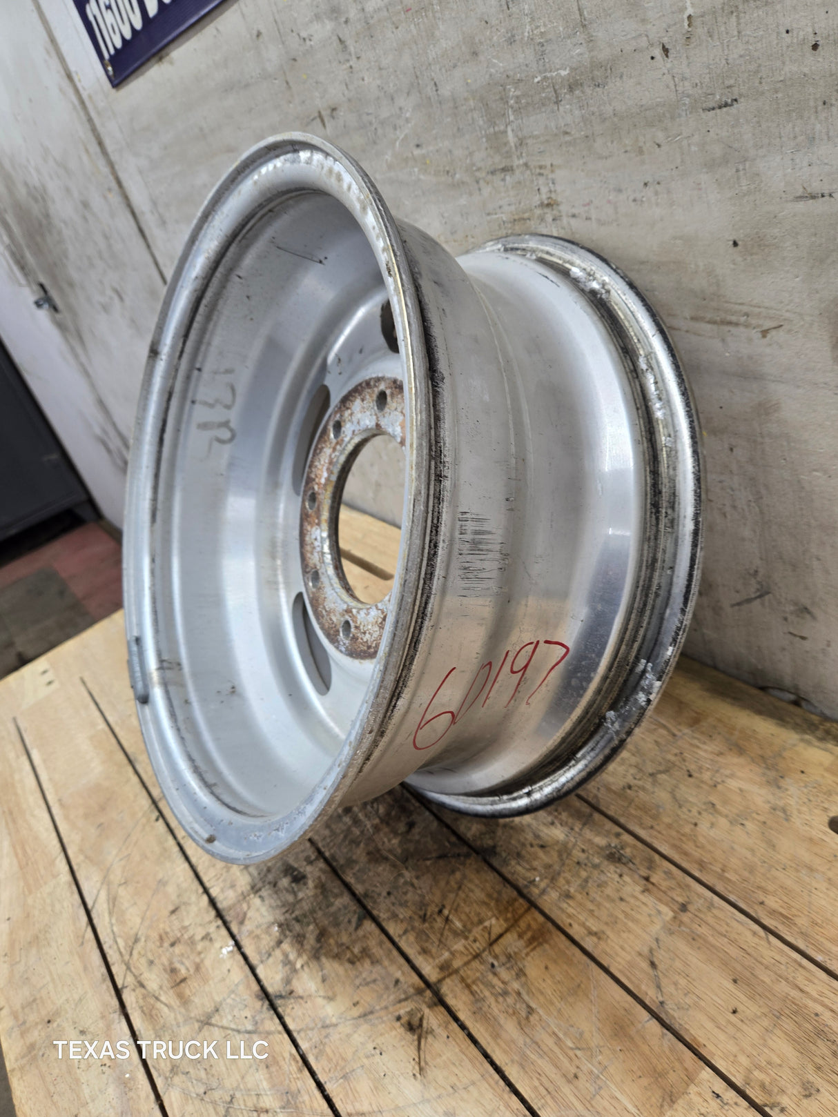 1999-2004 Ford F250 F350 Super Duty Excursion 16 x 7" Polished Aluminum Wheel Rim 8 x 170