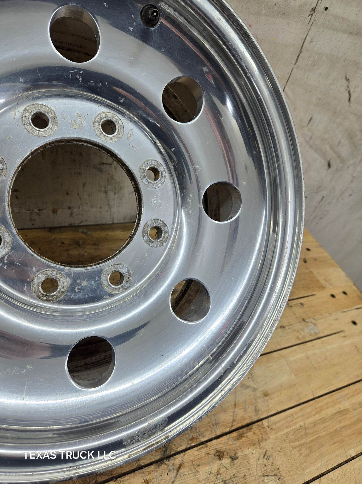 1999-2004 Ford F250 F350 Super Duty Excursion 16 x 7" Polished Aluminum Wheel Rim 8 x 170