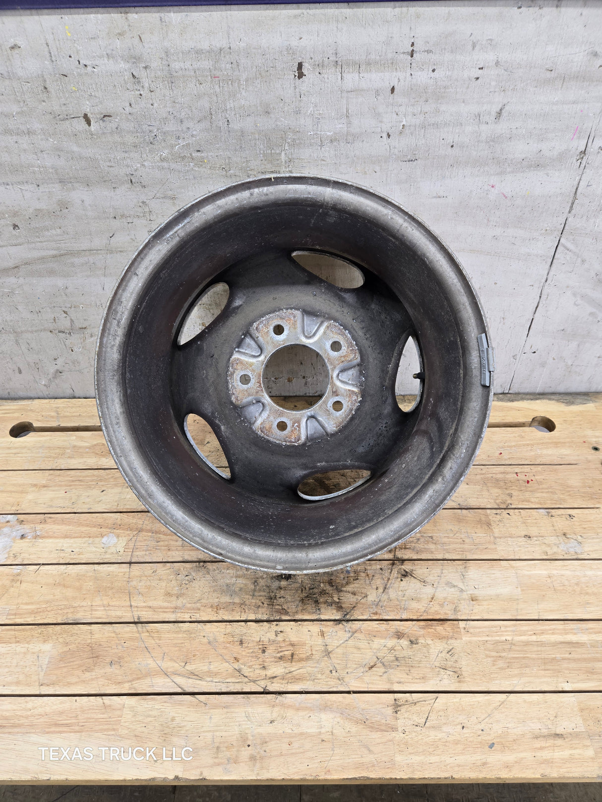 1999-2004 Ford F150 16" x 7" Aluminum Wheel Rim