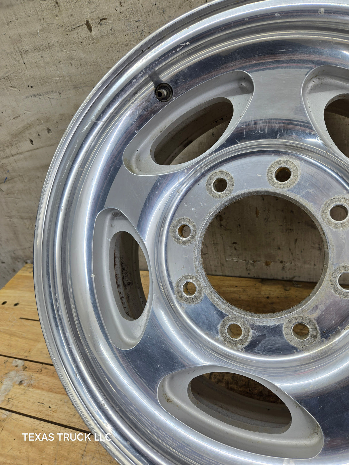 1999-2004 Ford F250 F350 Super Duty Excursion 16 x 7" Polished Aluminum Wheel Rim 8 x 170