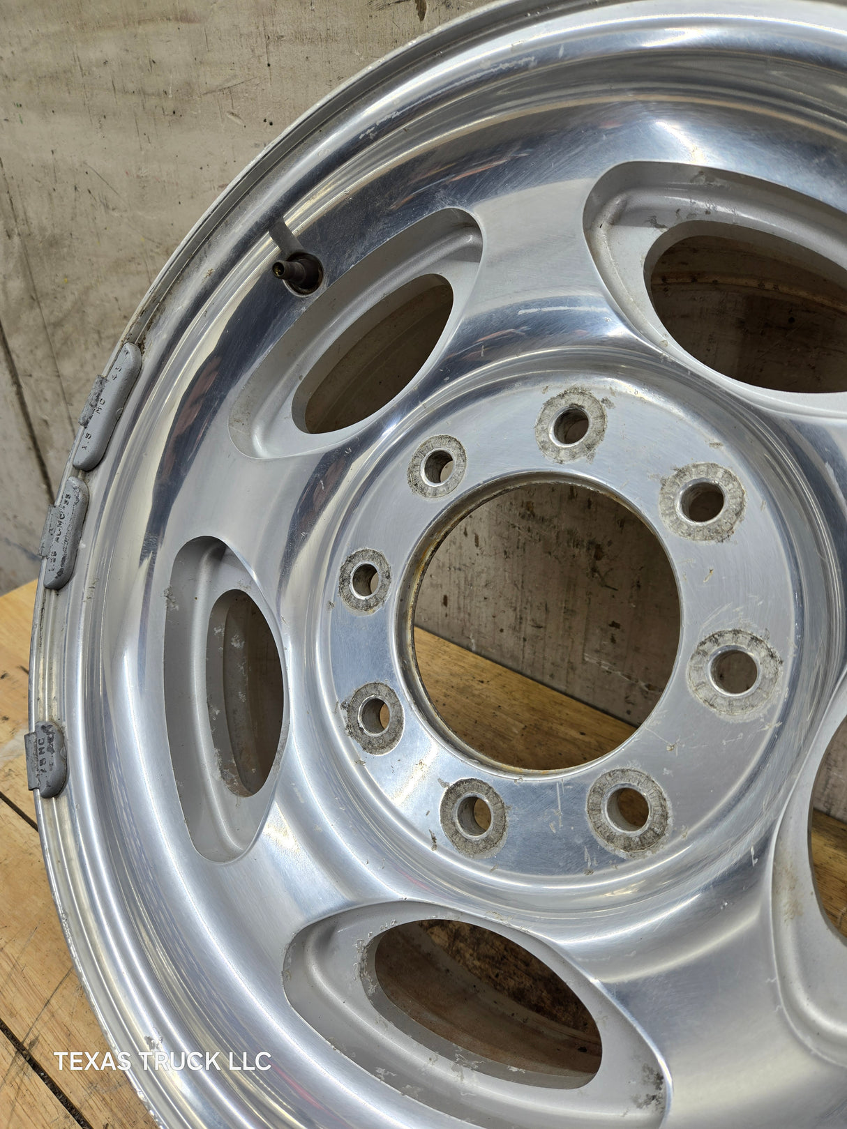 1999-2004 Ford F250 F350 Super Duty Excursion 16 x 7" Polished Aluminum Wheel Rim 8 x 170