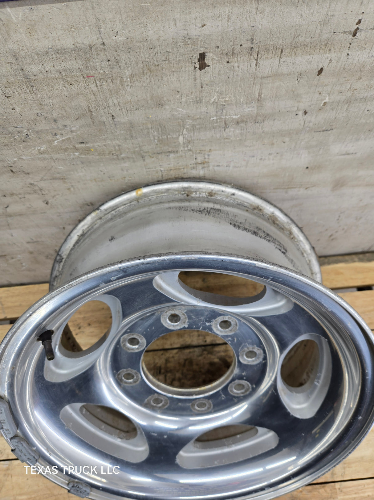 1999-2004 Ford F250 F350 Super Duty Excursion 16 x 7" Polished Aluminum Wheel Rim 8 x 170