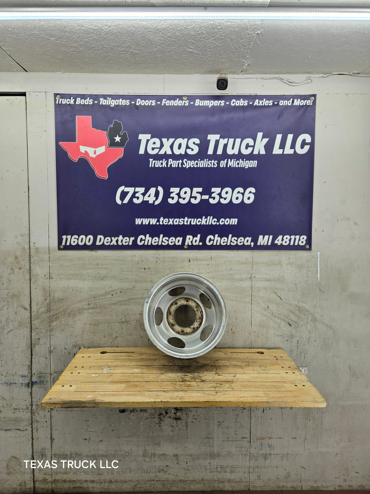 1999-2004 Ford F250 F350 Super Duty Excursion 16 x 7" Polished Aluminum Wheel Rim 8 x 170