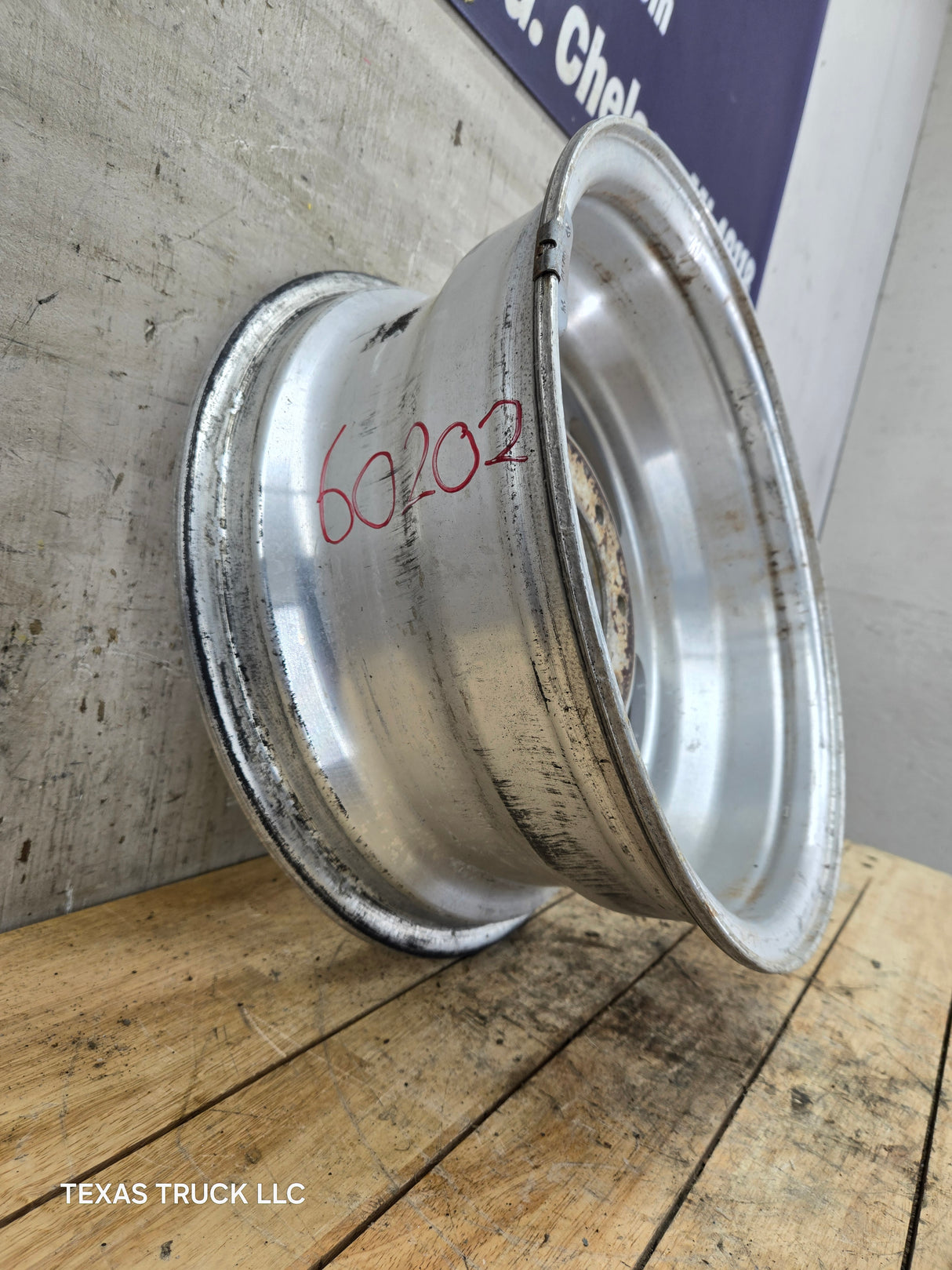 1999-2004 Ford F250 F350 Super Duty Excursion 16 x 7" Polished Aluminum Wheel Rim 8 x 170