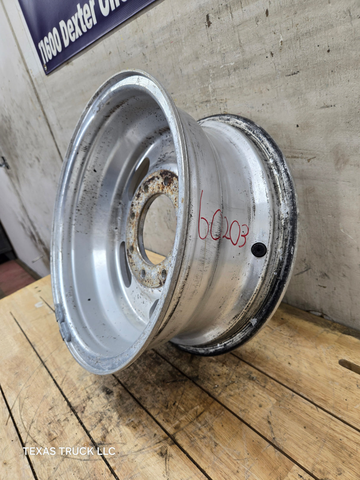 1999-2004 Ford F250 F350 Super Duty Excursion 16 x 7" Polished Aluminum Wheel Rim 8 x 170