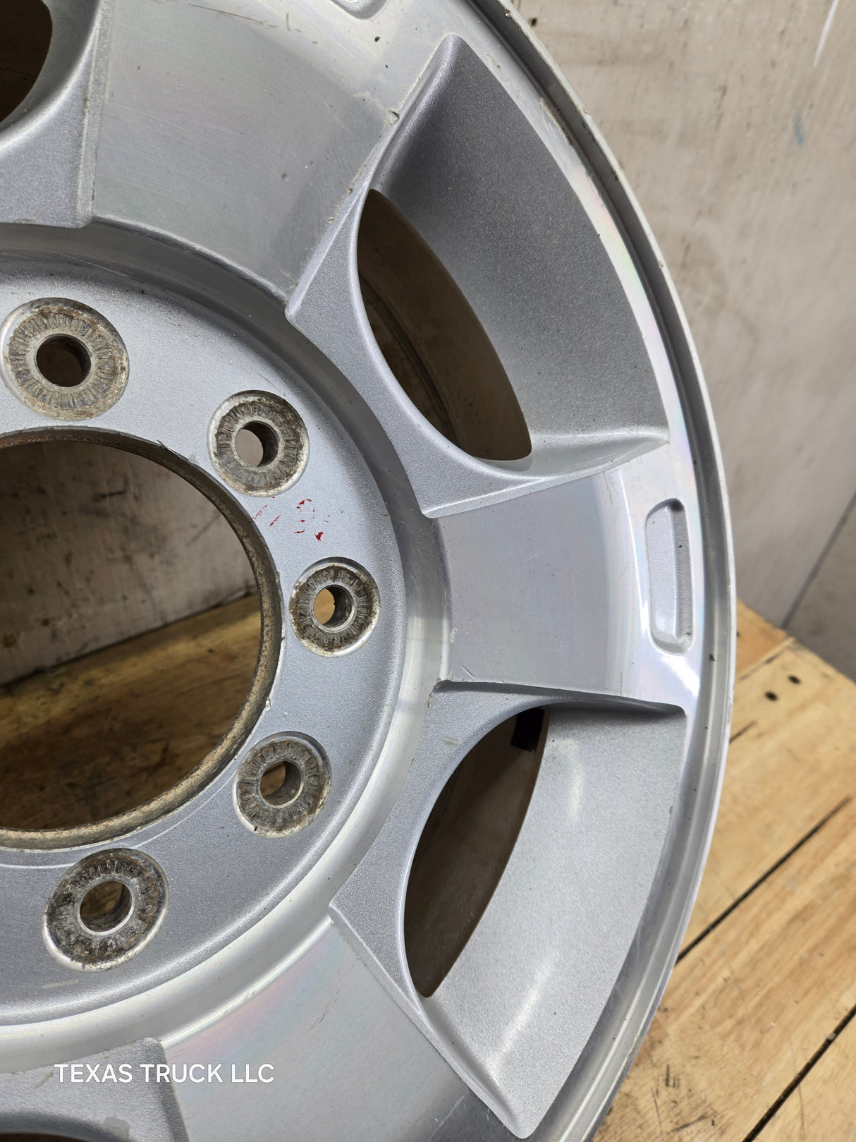 2009-2016 Ford Super Duty F250 F350 18" x 8" Aluminum Wheel 8x170 SRW