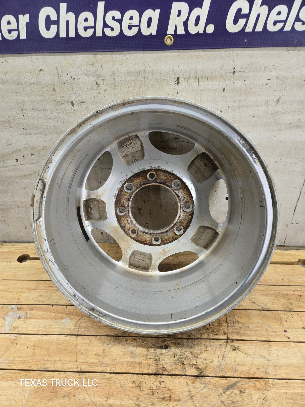 2009-2016 Ford Super Duty F250 F350 18" x 8" Aluminum Wheel 8x170 SRW