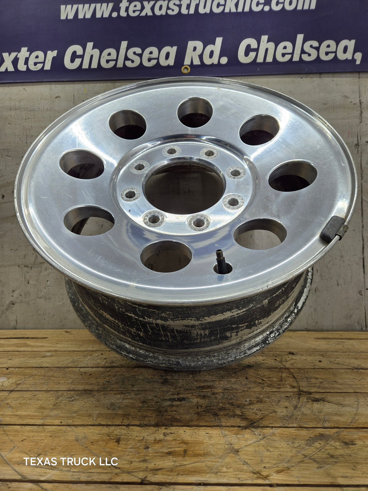 2005-2007 Ford Super Duty F250 F350 17" x 7.5" Aluminum Wheel 8x170 SRW