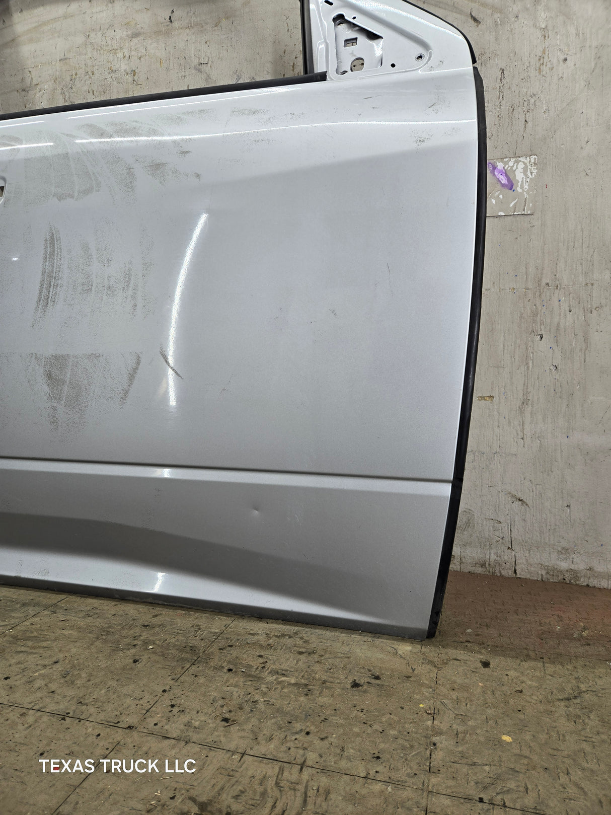 2009-2018 Dodge Ram 4th Gen Passenger Side RH Front Quad Crew Cab Door 1500 2500 3500 4500 5500