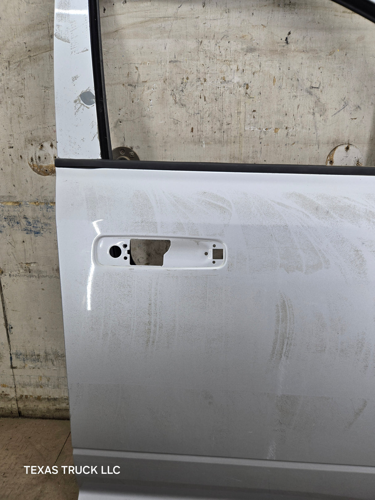 2009-2018 Dodge Ram 4th Gen Passenger Side RH Front Quad Crew Cab Door 1500 2500 3500 4500 5500
