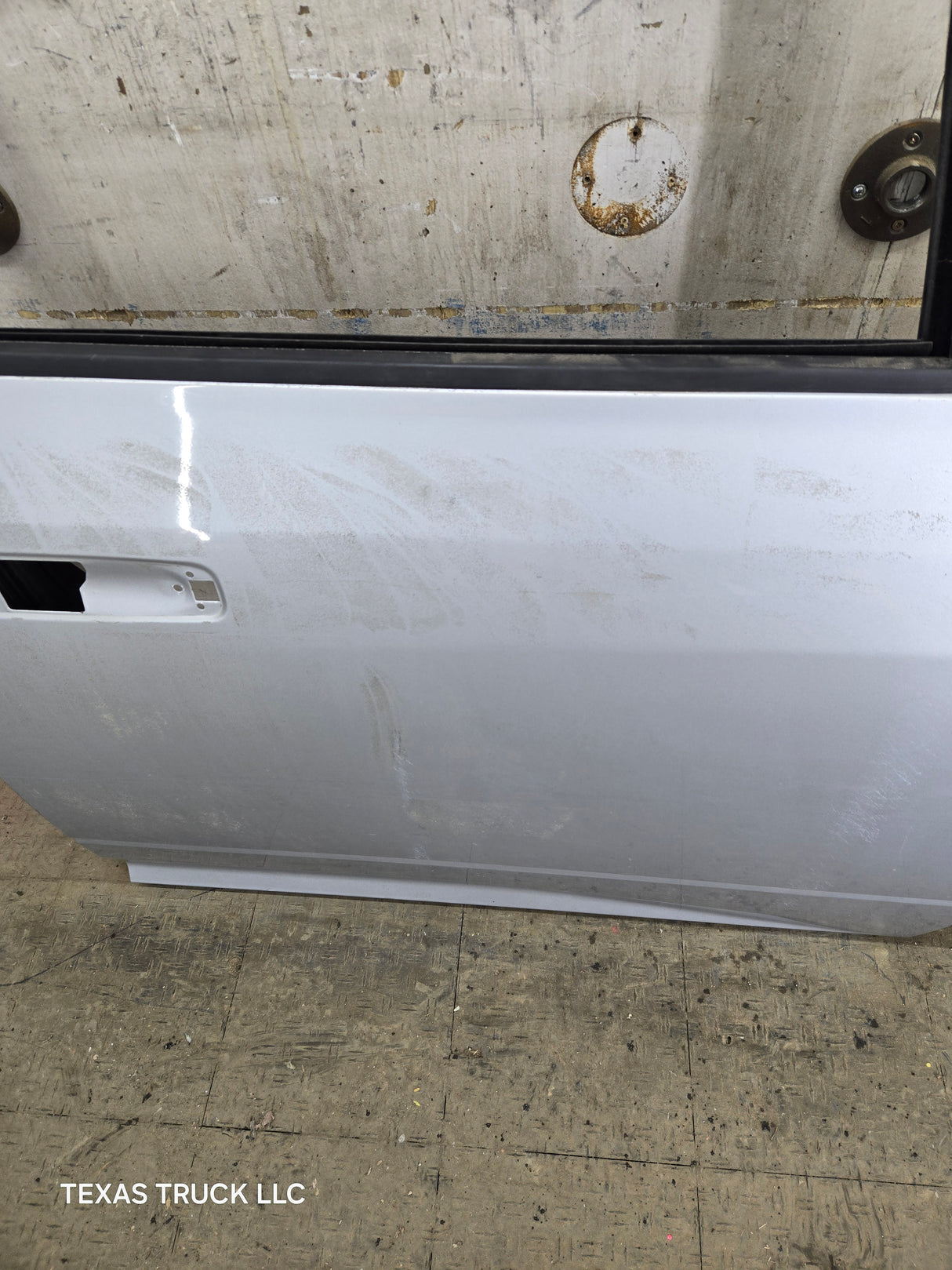 2009-2018 Dodge Ram 4th Gen Passenger Side RH Front Quad Crew Cab Door 1500 2500 3500 4500 5500