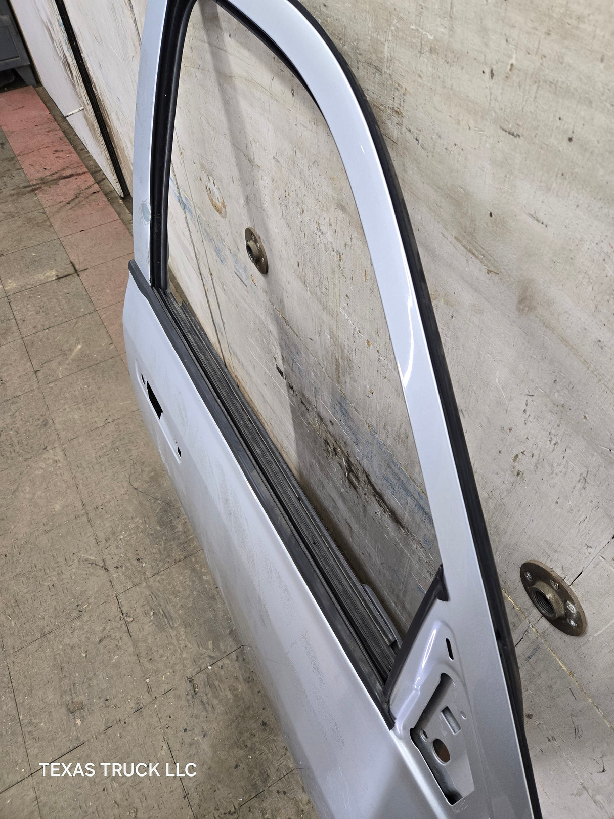 2009-2018 Dodge Ram 4th Gen Passenger Side RH Front Quad Crew Cab Door 1500 2500 3500 4500 5500