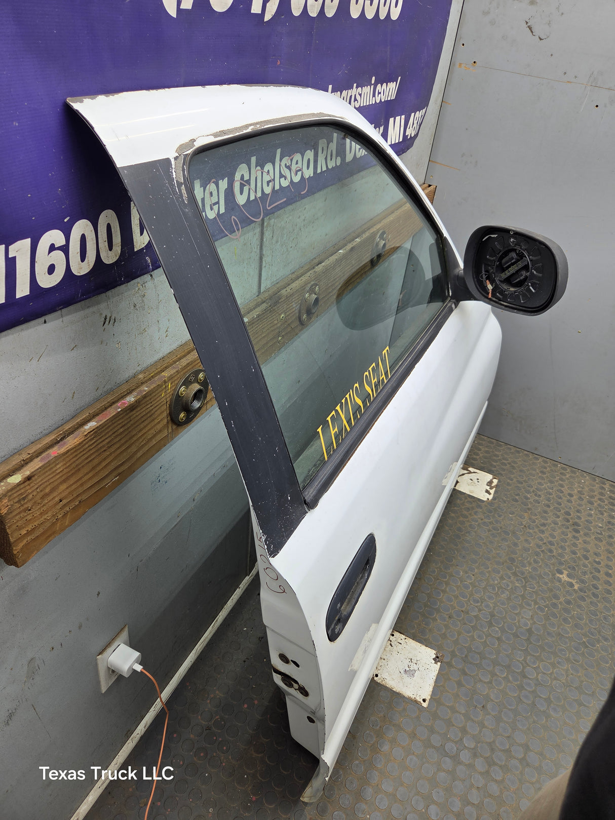 1994-2002 Dodge Ram 2nd Gen RH Passenger Side Front Door Regular Cab / 2 Door Ext Cab 1500 2500 3500 ROUND CORNER - White (Copy)