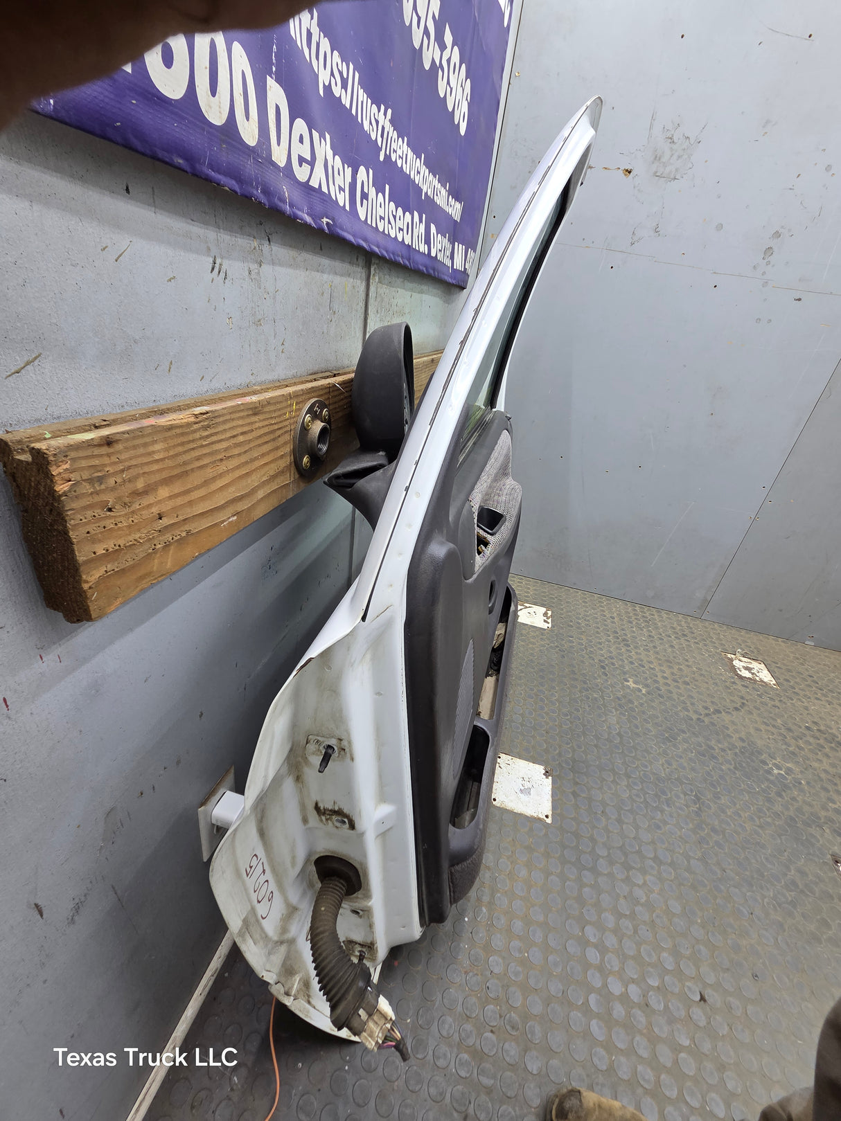 1994-2002 Dodge Ram 2nd Gen RH Passenger Side Front Door Regular Cab / 2 Door Ext Cab 1500 2500 3500 ROUND CORNER - White (Copy)