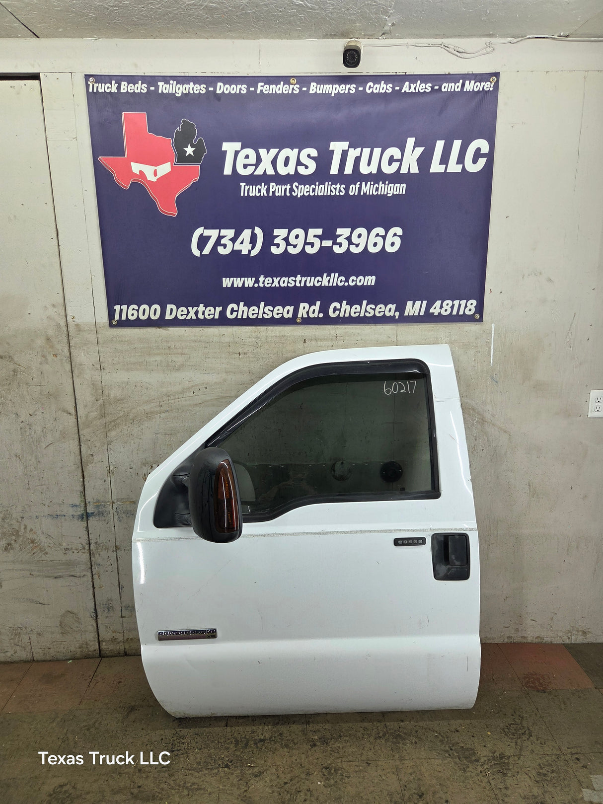 1999-2011 Ford Super Duty LH Driver Side Front Door F250 F350 F450 F550