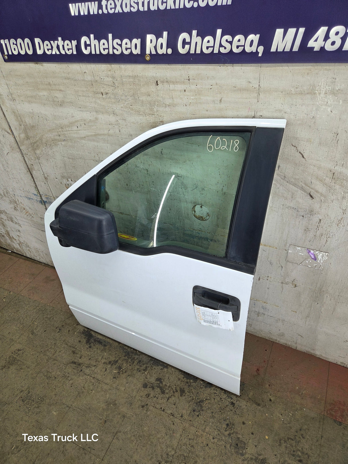 2004-2008 Ford F150 LH Driver Front Regular/Extended Cab Door