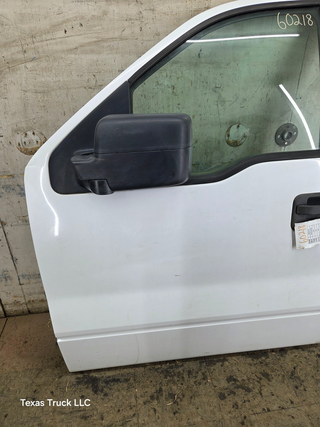 2004-2008 Ford F150 LH Driver Front Regular/Extended Cab Door