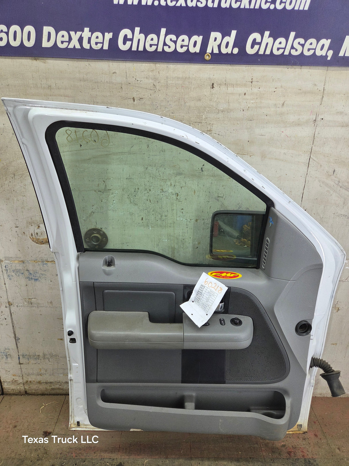 2004-2008 Ford F150 LH Driver Front Regular/Extended Cab Door