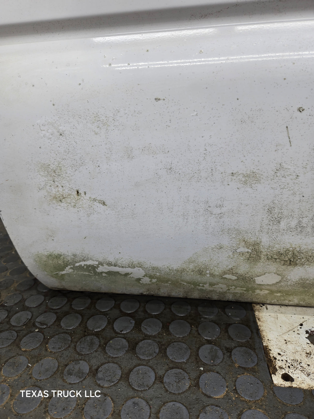 1999-2006 Chevrolet Silverado / GMC Sierra 1500 2500 3500 HD Front Driver Side Door LH