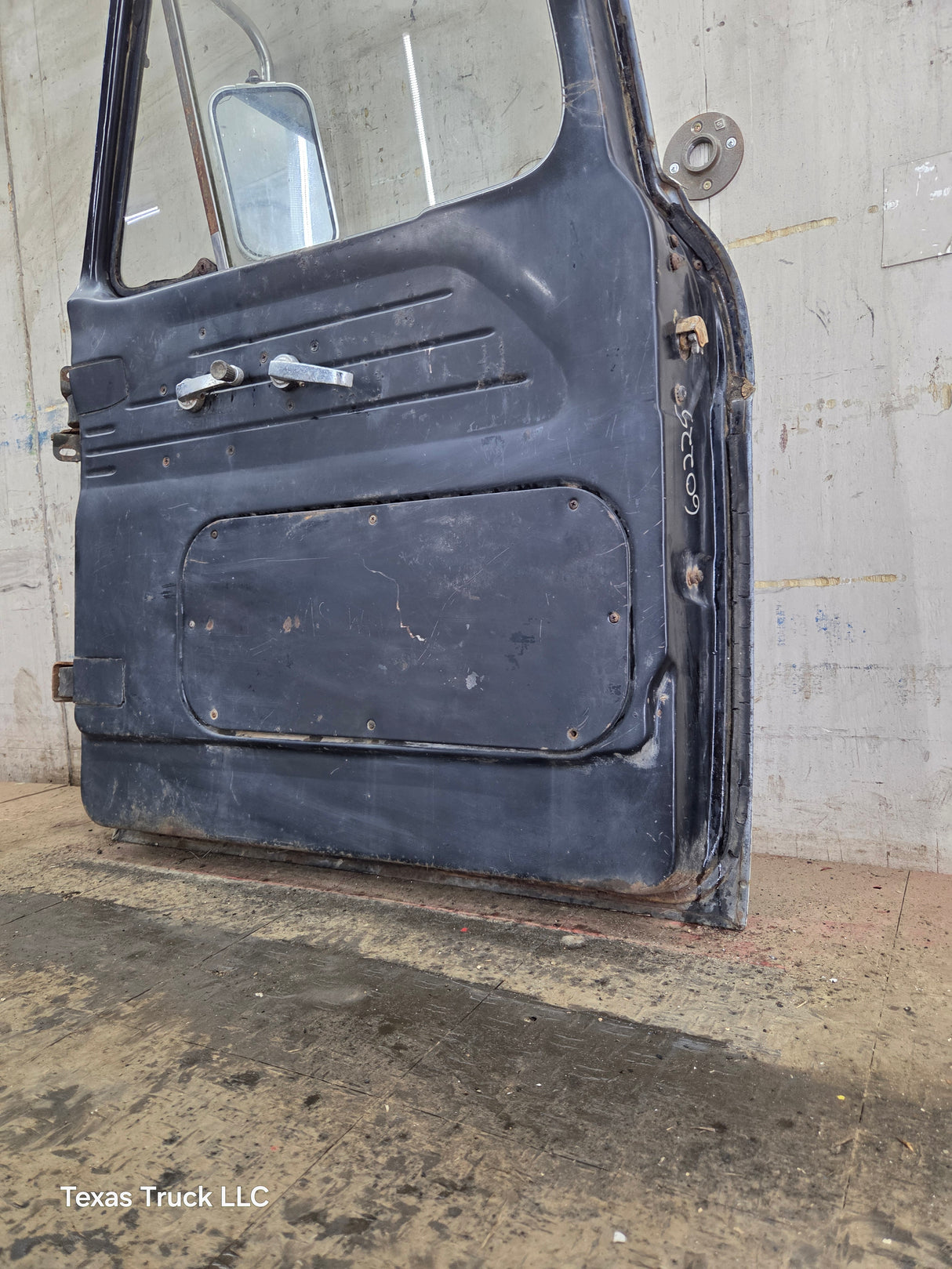 1961-1966 Ford F100 F250 RH Passenger Side Front Door