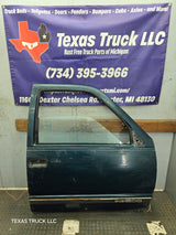 1988-2000 Chevrolet Silverado Suburban GMC Sierra RH Front Passenger Door