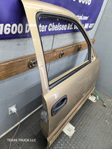 1999-2006 Chevrolet Silverado / GMC Sierra 1500 2500 3500 HD Front Passenger side Door RH