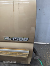 1999-2006 Chevrolet Silverado / GMC Sierra 1500 2500 3500 HD Front Passenger side Door RH