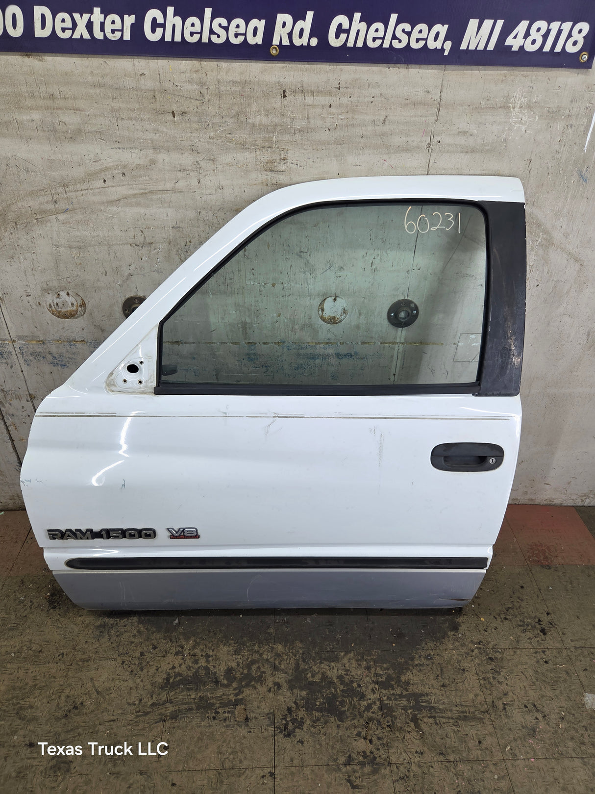 1994-2002 Dodge Ram 2nd Gen LH Driver Side Front Door Regular Cab / 2 Door Ext Cab 1500 2500 3500 ROUND CORNER