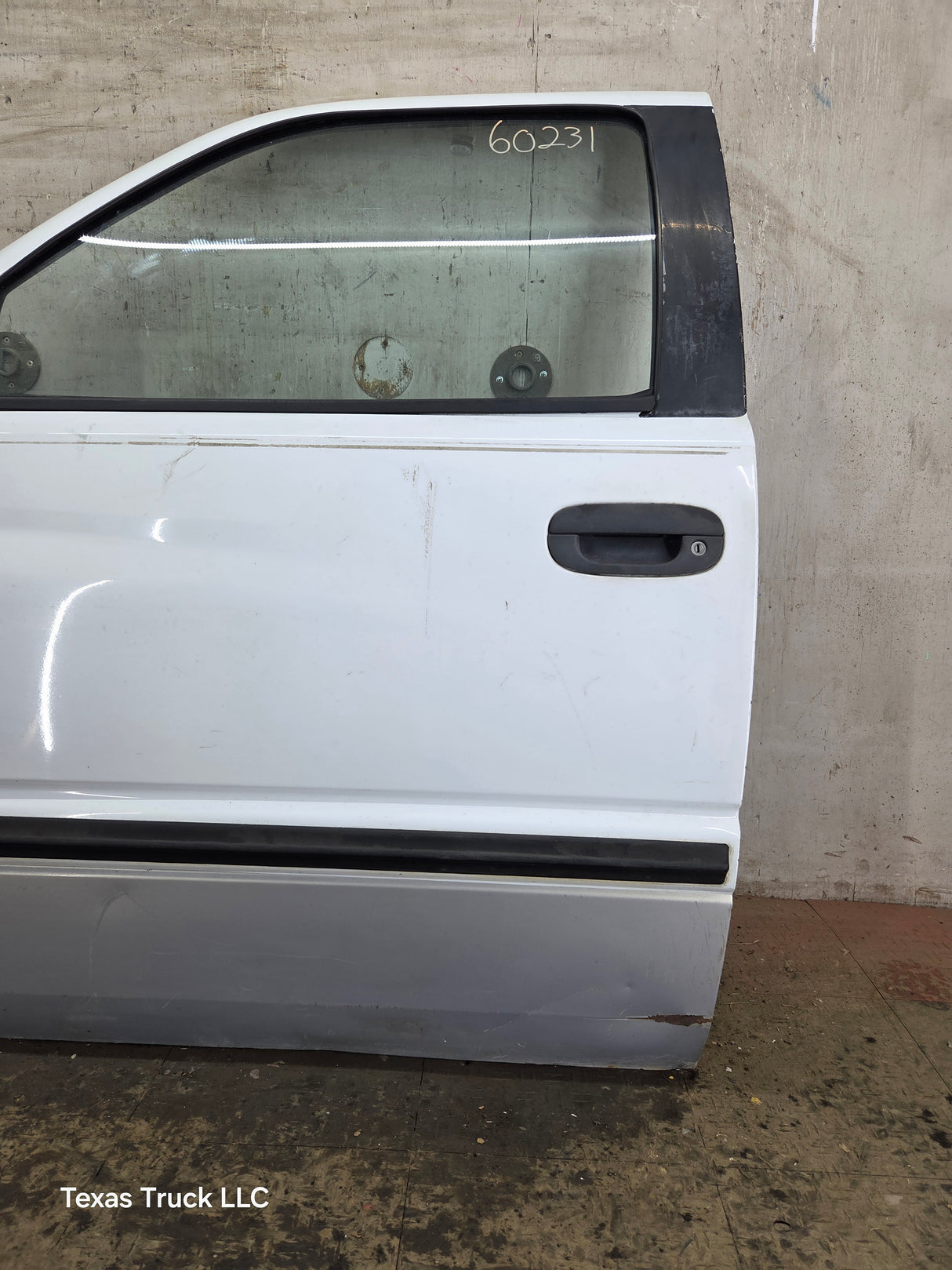 1994-2002 Dodge Ram 2nd Gen LH Driver Side Front Door Regular Cab / 2 Door Ext Cab 1500 2500 3500 ROUND CORNER