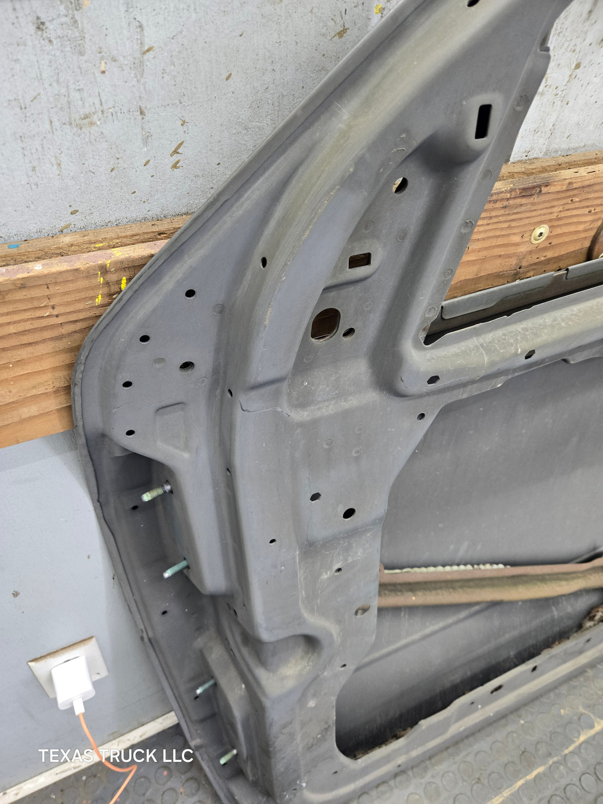 2009-2018 Dodge Ram 4th Gen Passenger Side RH Front Quad Crew Cab Door 1500 2500 3500 4500 5500