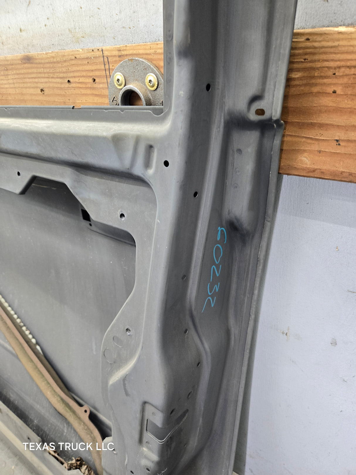 2009-2018 Dodge Ram 4th Gen Passenger Side RH Front Quad Crew Cab Door 1500 2500 3500 4500 5500