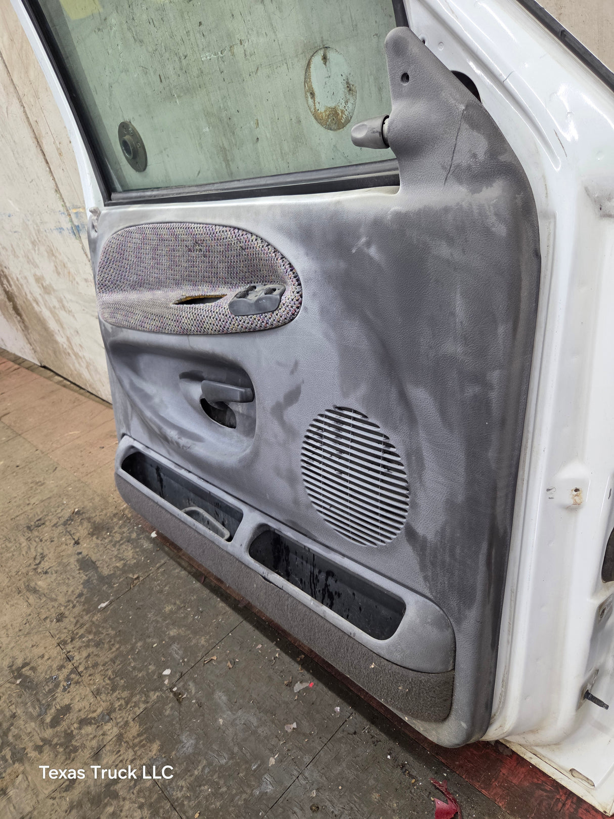 1994-2002 Dodge Ram 2nd Gen LH Driver Side Front Door Regular Cab / 2 Door Ext Cab 1500 2500 3500 ROUND CORNER