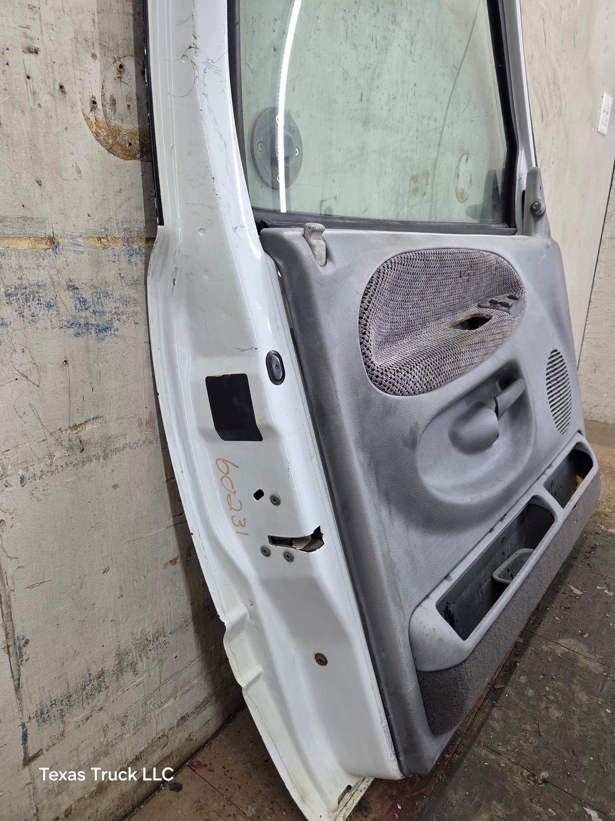 1994-2002 Dodge Ram 2nd Gen LH Driver Side Front Door Regular Cab / 2 Door Ext Cab 1500 2500 3500 ROUND CORNER