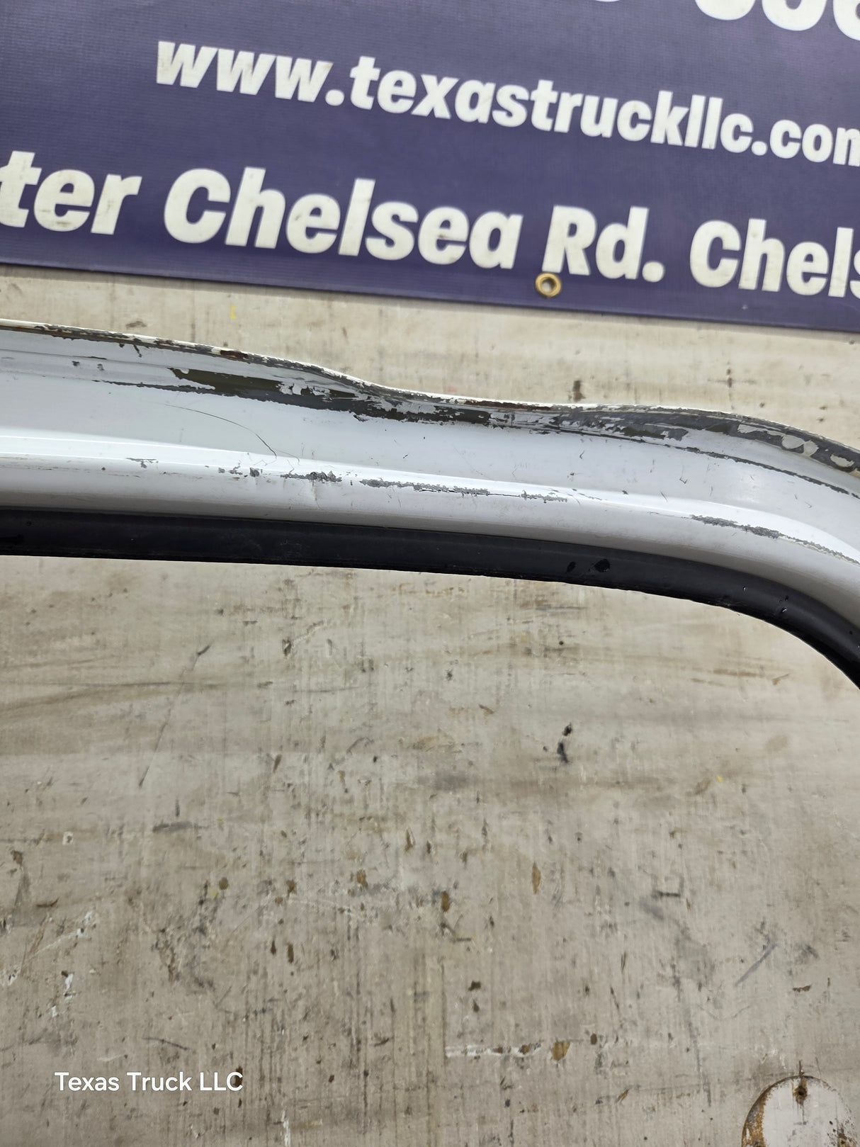 1988-2000 Chevrolet Silverado Suburban GMC Sierra LH Front Driver Side Door